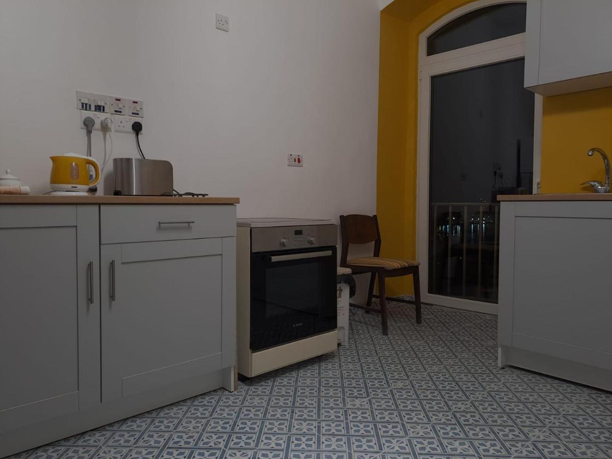 Door Nine -Townhouse With Harbour Views Villa Il-Furjana Exterior foto