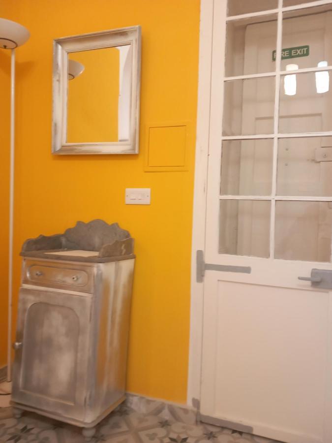 Door Nine -Townhouse With Harbour Views Villa Il-Furjana Exterior foto